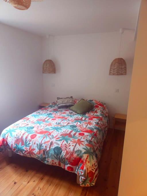 "La Tour", Logement Cosy, Au Calme Vertrieu エクステリア 写真
